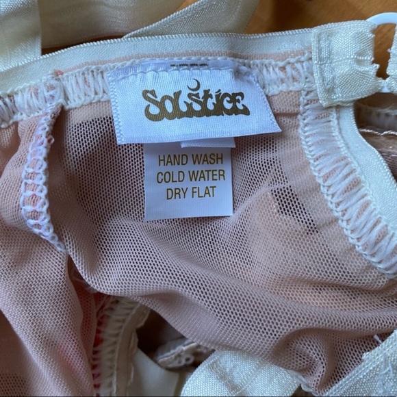SOLD Solstice Intimates Floral Set - Picture 2 of 6
